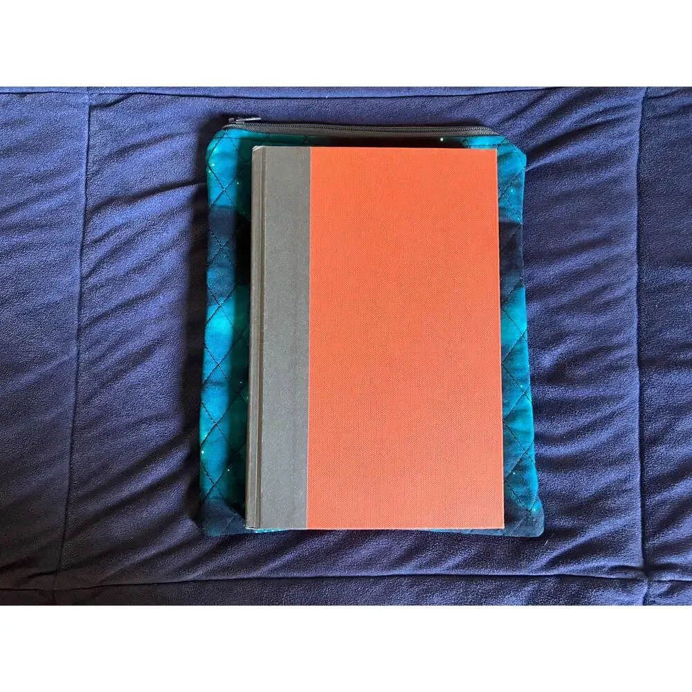 NWOT Handmade Quilted Kindle Paperwhite Pouch